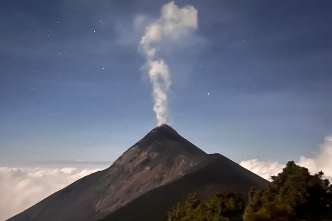 Two day hiking tour to the Acatenango Volcano - The five-hour climb to Acatenango camp